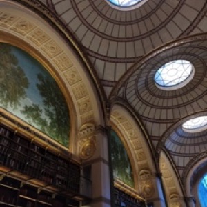 Encore des photos prises à Paris 🤩 (j'en avais tout un stock).#paris #city #france